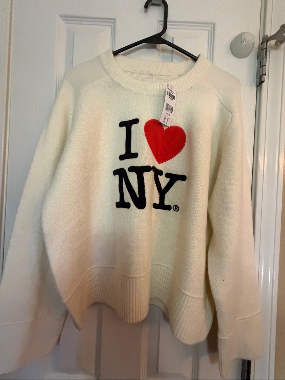 Abercrombie & Fitch Cream Sweater with Red Heart and Black NY Logo - Picture 7 of 7